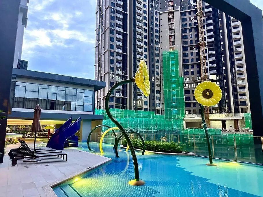 Sunway Velocity Two By Rverse Suite Kuala Lumpur Apartment