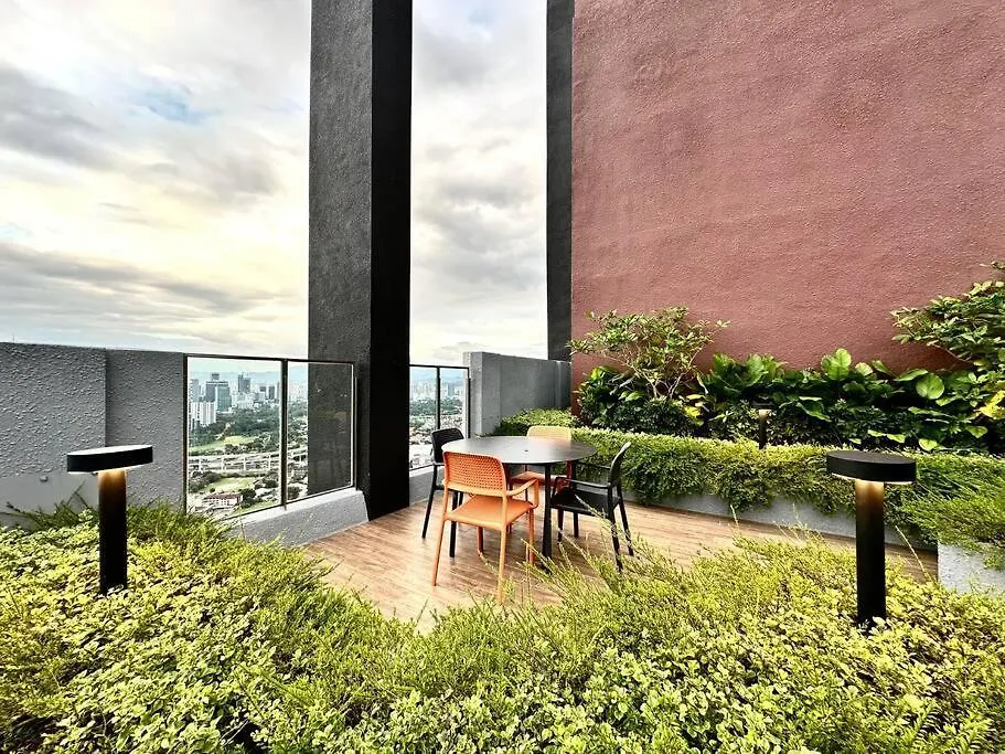 Sunway Velocity Two By Rverse Suite كوالالمبور شقة