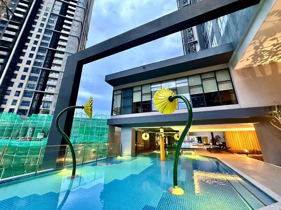 Sunway Velocity Two By Rverse Suite كوالالمبور